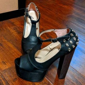 Knockoff Jeffery Campbell pumps